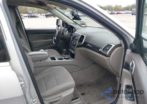 2011 Jeep Grand Cherokee Laredo z USA, uszkodzony, nr VIN 1J4RR4GG5BC577111